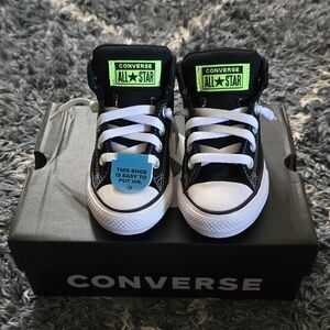 Converse Kids Sneakers Size 11